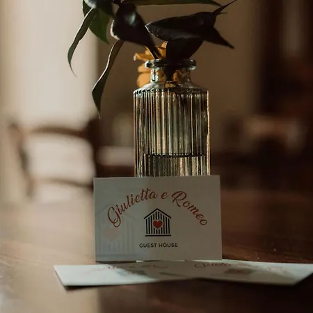 Giulietta E Romeo Bed & Breakfast Cossogno